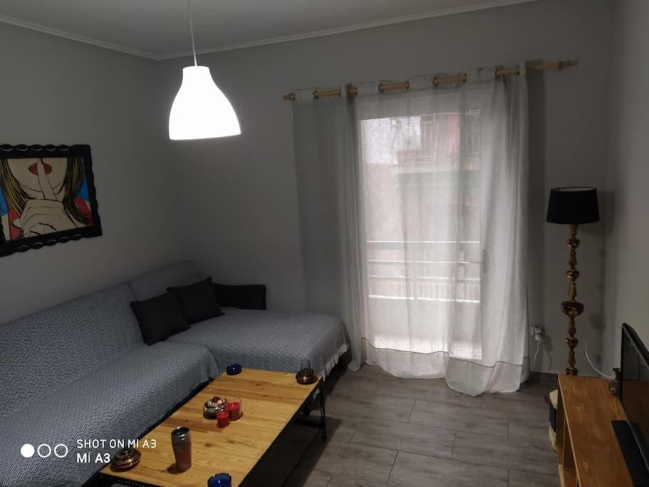 Nice& Cozy Flat 1Min From The Heart Of Athens.Wifi מראה חיצוני תמונה